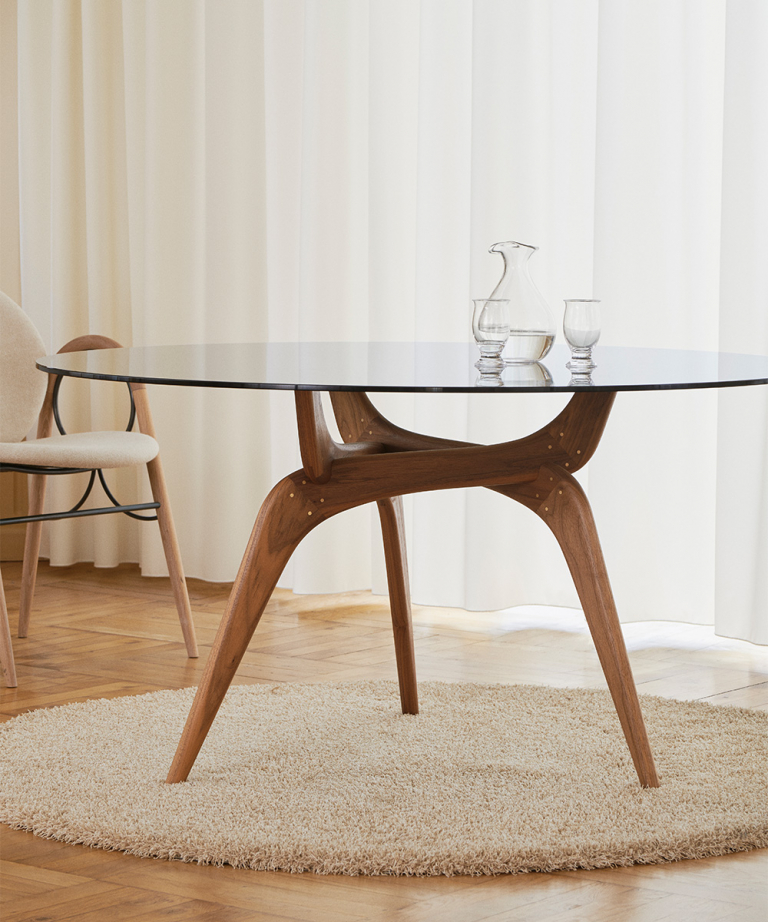 TRIIIO Dining Table
